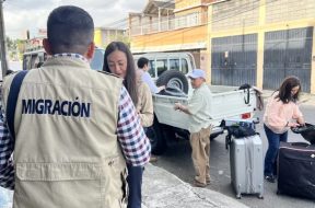 8267C3DA-8DC7-4417-831C-D4784C5119D0