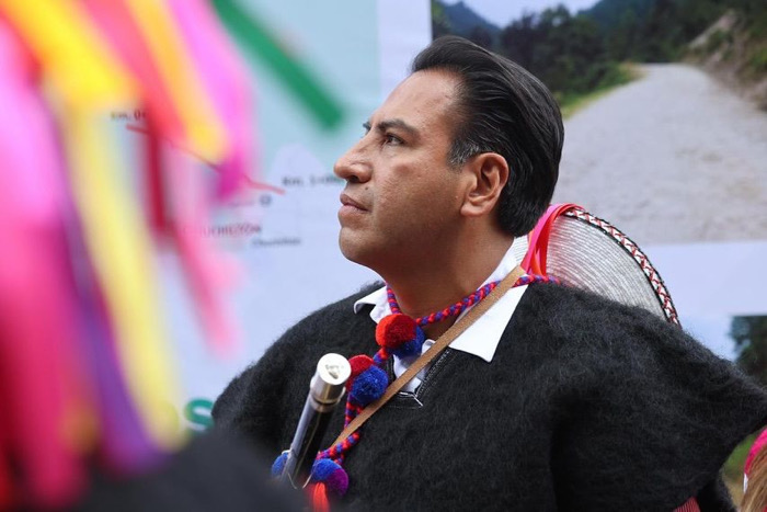 ¿Por qué nos olvidó la patria? / A Estribor