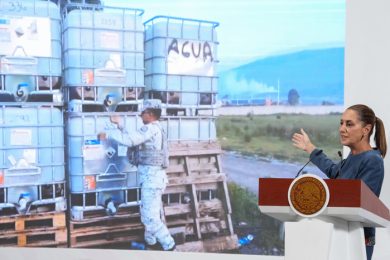 8C458532-EE18-4BD1-95A8-68E39DAD4D9D