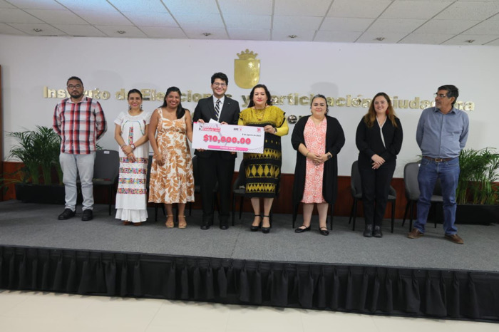 En etapa estatal del Concurso Nacional de Oratoria 2025, resulta ganador Erick Leonardo Fuentes Jiménez