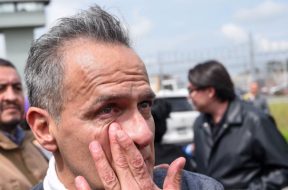 A812051E-1B53-4E47-B98A-B7DC8F5C087E