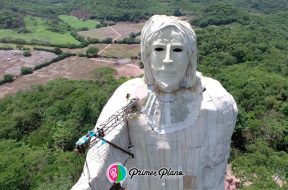 AF7C878C-77F6-4D77-9196-14D8426B0341