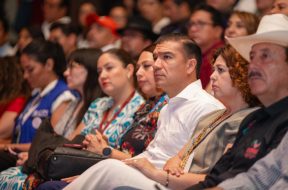 B02E4C5D-76B1-4182-B5FF-1A00D9900883