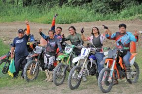 B4E734A4-A636-4015-BE5B-CD3526DF120C