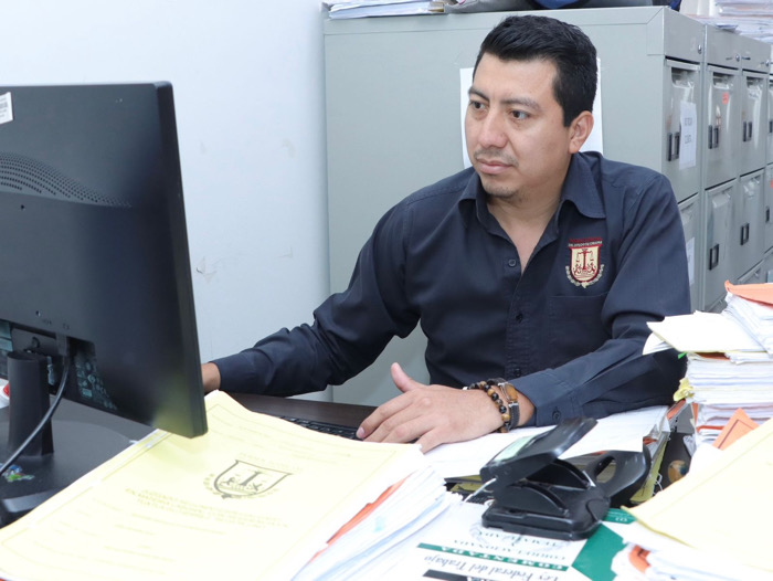 Servicio gratuito de asesoría jurídica, compromiso permanente con la justicia y el humanismo