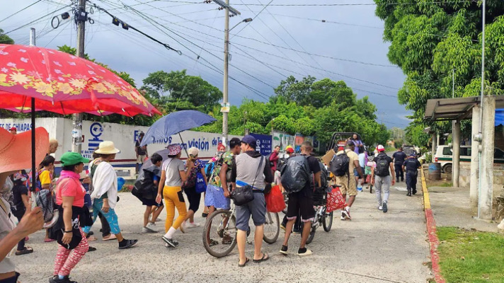 INM realiza censo a caravana de migrante en Escuintla 