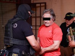 008520DD-90BC-4446-AE13-7FF690A234ED