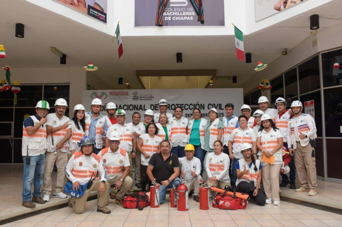 Comunidad educativa del Cobach participó en el Simulacro Nacional 2025