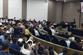 1D023FED-48D0-47B5-AC34-5BD1949321AD