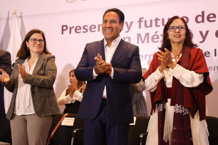 Destacan avances de alfabetización en Chiapas