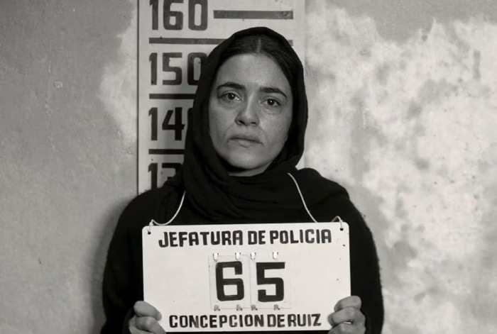 Paulina Gaitán: buena actriz, malas adaptaciones / La Esquina Rota