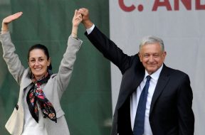 4061E936-5BF0-41BF-ADCB-724F5C79E00D