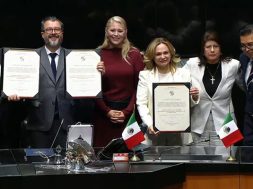 75C97FC3-BD04-4B1A-B290-3E1D526013A8