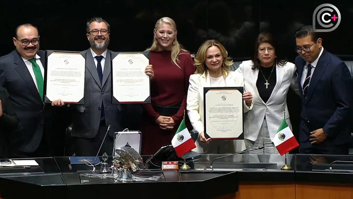 Gilberto Bátiz protesta como magistrado integrante y recibe constancia como Magistrado Presidente a partir del 1 de noviembre