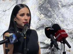 86107548-B8EF-422D-A8EB-96C30AAD77F8