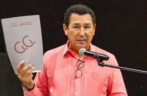 8D262F97-ACE2-4D38-B5F7-EC4AF698C2FA