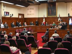 Asiste Eduardo Ramírez