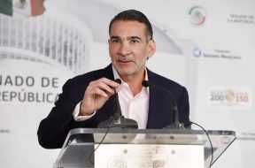 CA8F7316-DEA8-4170-817B-A4F041ADE4EE