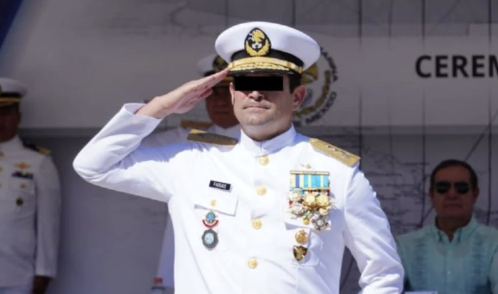 Contralmirante señalado por huachicol fiscal obtiene suspensión contra captura