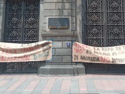 EF6F8F23-249D-4AF0-92B6-06C64943AE45