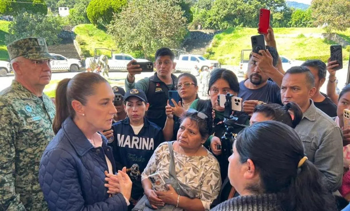 Sheinbaum recorre zonas afectadas por lluvias y enfrenta reclamos en Veracruz