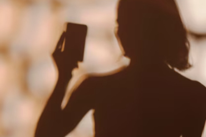 Otro modelo de influencer / Odiseas Posmodernas