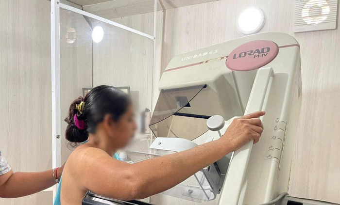 Invita IMSS Chiapas a mujeres derechohabientes a realizarse la mastografía en el “Mes Rosa”
