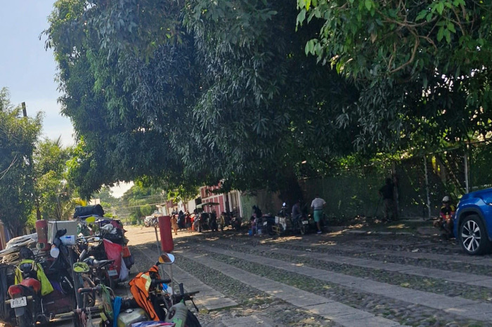 Bloquean acceso al centro de acopio de basura en Tapachula por insalubridad