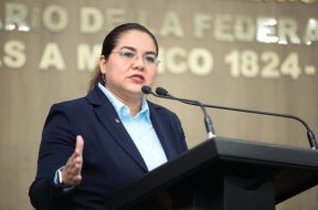 42CF2A1C-9A09-49F3-B681-08AAD549CB59