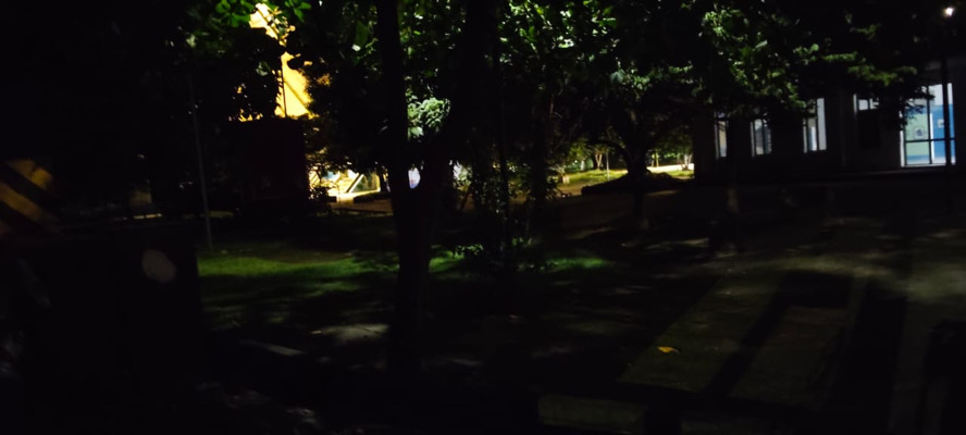 Sin alumbrado público las inmediaciones del Centro de Desarrollo Comunitario en Tapachula