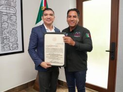 6842E1C4-44B1-4EC5-A05A-D3D51F0C8894