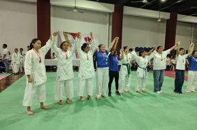 7E801281-F0F2-40D2-828A-10D517897043