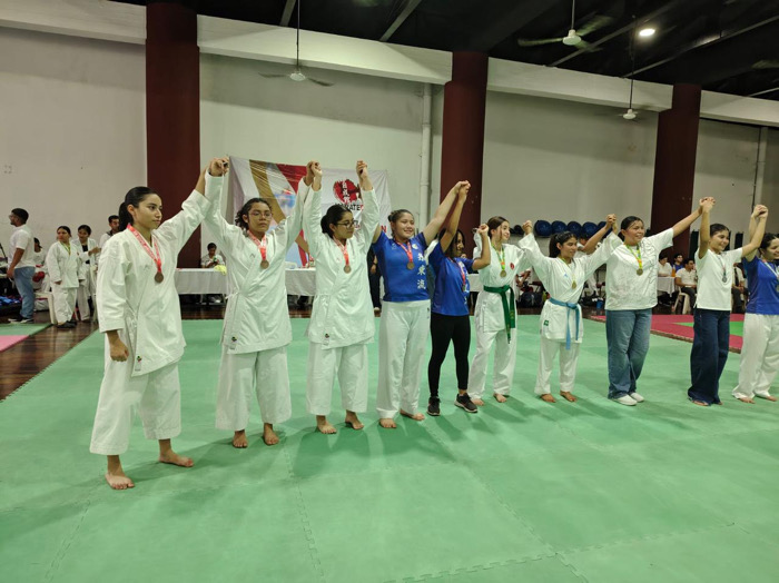 Shotokan Karate Do Chiapas brilla con 26 medallas en la “Copa Jisei-Kan 2025” de Tabasco