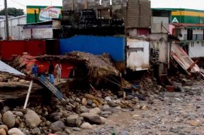 8566F18E-CD01-4501-ABF1-984162EA0E00