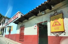 A2AEE7E5-E69F-4B7F-82ED-DA9B10337960