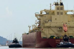 A8278521-C012-4817-9E23-4103DED72587