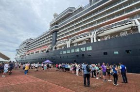 B880B334-658B-431D-A992-8FAD2DAF1272