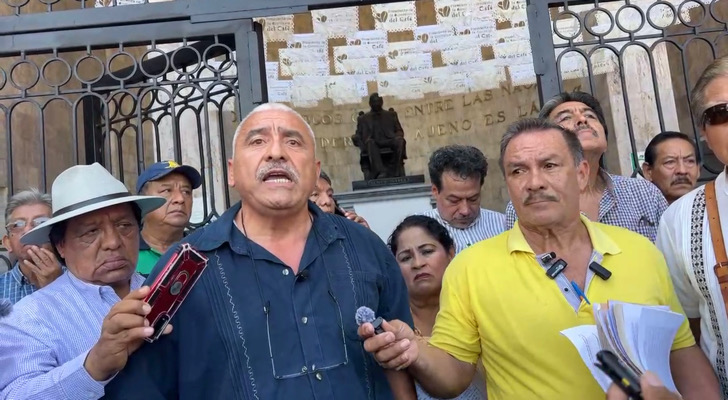 Jubilados del ISSTECH exigen pago de retroactivos y mejoras en servicios médicos