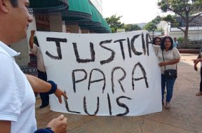 C3C22100-6470-4A7A-ACA7-83FE2AF5966B