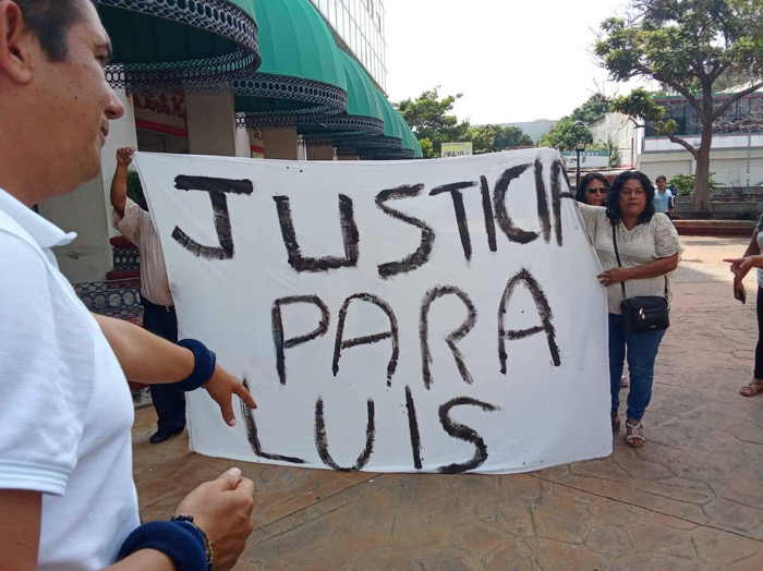 Familia de trabajador detenido denuncia irregularidades en proceso judicial