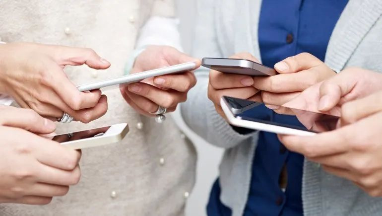 La insoportable brevedad del ser / A Estribor