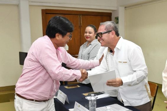 DE6F7301-CEDF-4812-9A7B-DD93A7FED808