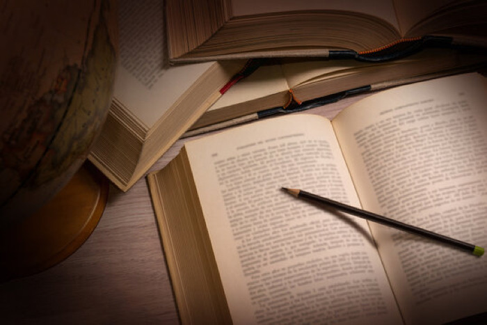 Un libro necesario / Odiseas Posmodernas