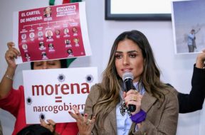 0129A579-8960-4D7A-B076-8099BA7824A6