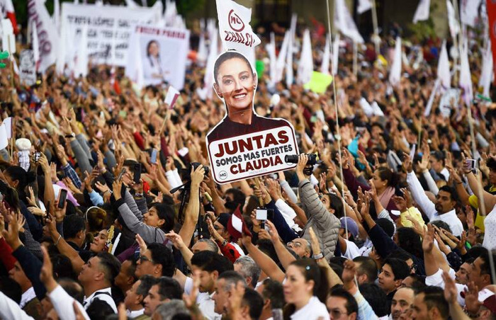 ¡Sorpresa! / La Feria