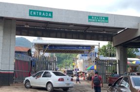 1756E66D-0621-4D54-A9B8-3C45A4829732