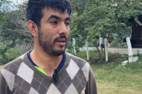 213D26B9-2B81-4312-9C30-B4B00E3110C9