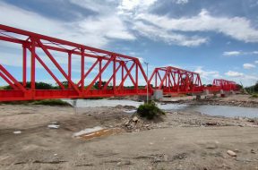 2F78EEDD-6284-49B4-A556-56ACCF6F5A28