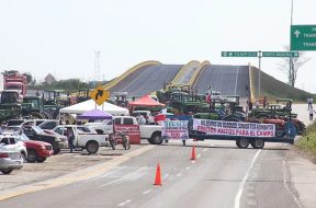 3F982C7B-90CD-4F51-B0E8-17C4E3266194