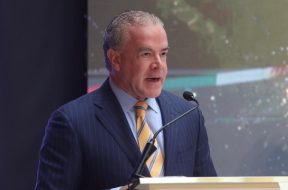 55EDFFD0-4D00-4AF5-A6FA-2FB377158DFC